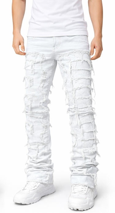 Pantalones desgastados y destruidos con parches