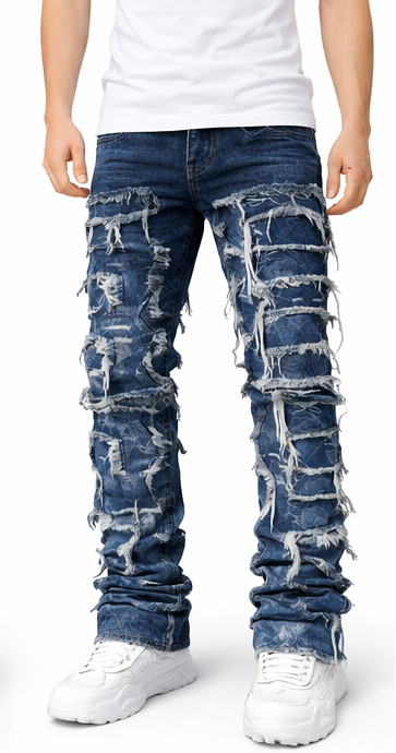 Pantalones desgastados y destruidos con parches