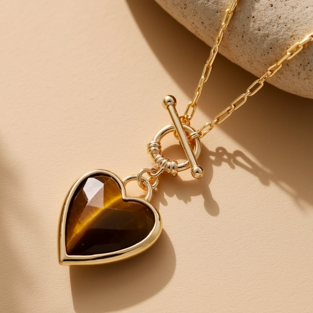 Colgante con piedras naturales