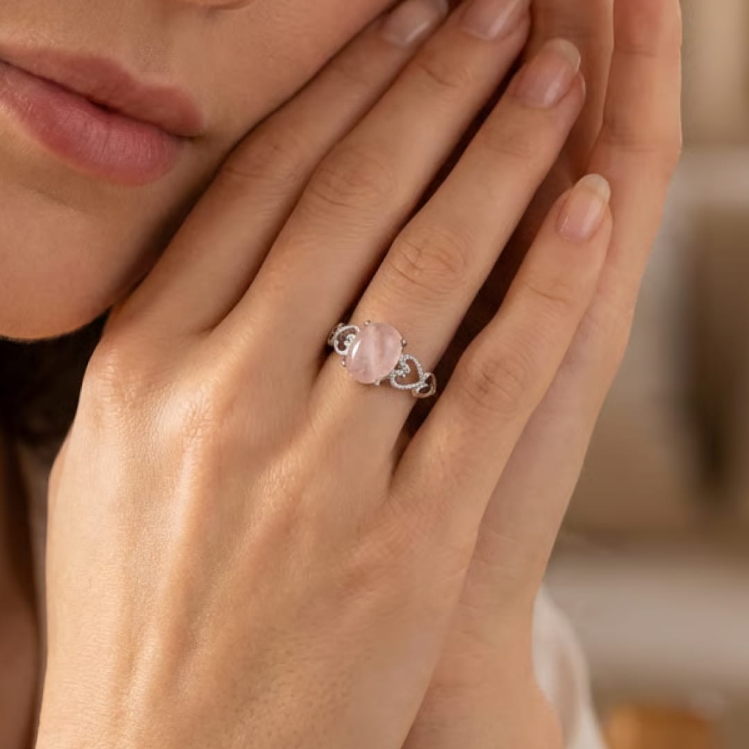 Anillo ajustable en cuarzo rosa